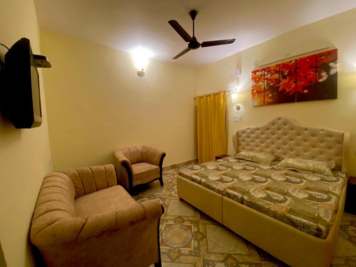 Ekant Guest House Nāhan Exterior foto